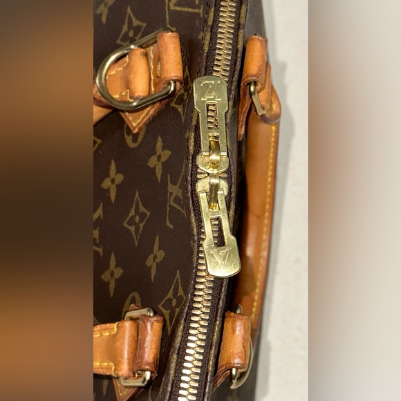 Louis Vuitton Alma PM Monogram Canvas - Picture 13 of 16